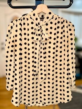 7th Avenue NY&Co Polka Dot Tie Neck Blouse XS Cream Black Bow Top Chic